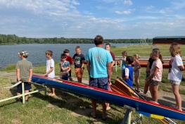 8C375CD9-F5FA-47AF-ABE1-B23E39FE7714